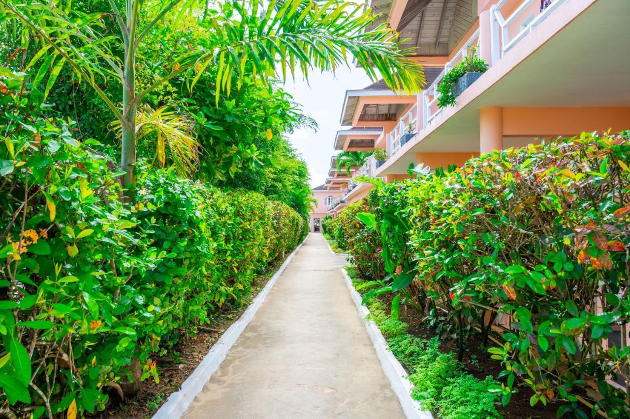 Shields Negril Villas ภายนอก รูปภาพ