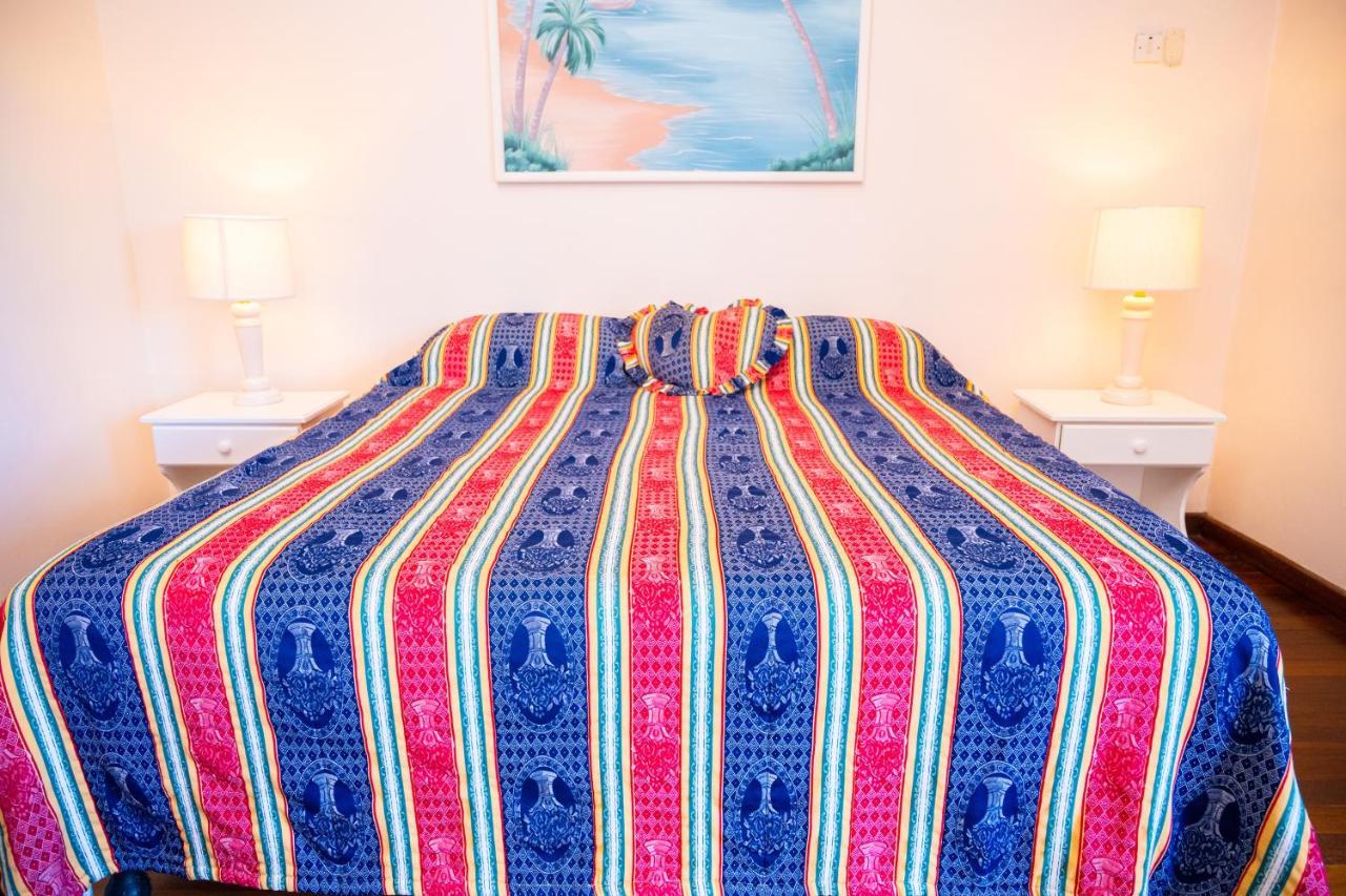 Shields Negril Villas ภายนอก รูปภาพ