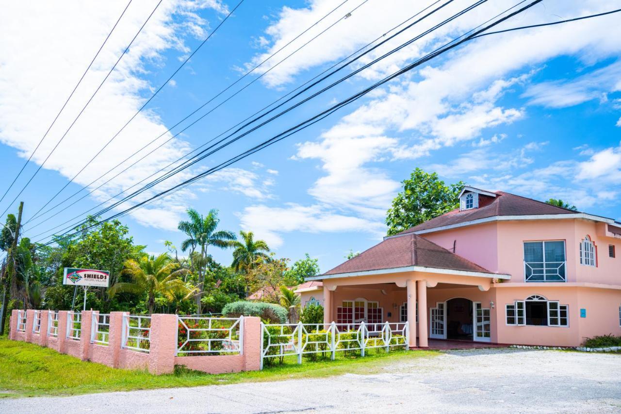 Shields Negril Villas ภายนอก รูปภาพ